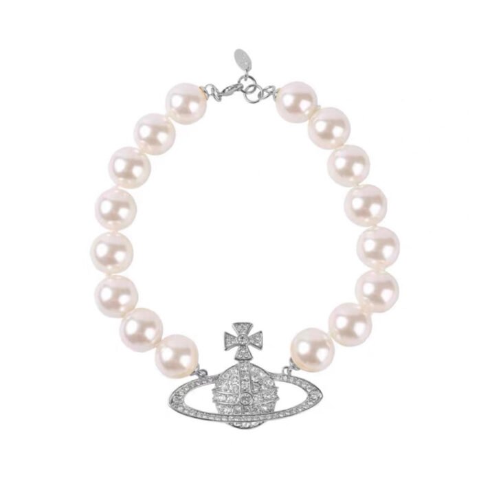 huge pearl choker necklace (with box)