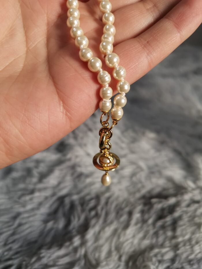 gold aleksa pearl necklace (with box)