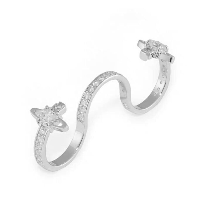 88881FE3-7E29-438C-944B-AE53C55CBA04.jpg 3 fingers ring (with box)