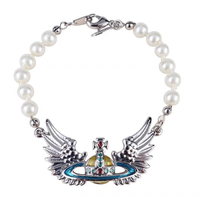 A011D024-6A1F-4D97-AA62-215996B813AE.jpg wings pearl bracelet (with box)