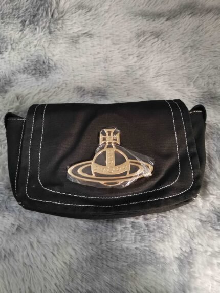 black crossbody bag (with box)