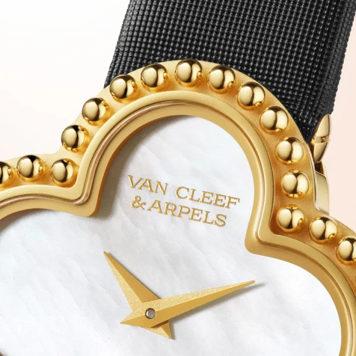 1754248.jpeg.transform.vca-w820-1x.webp Alhambra watch VCARD22000