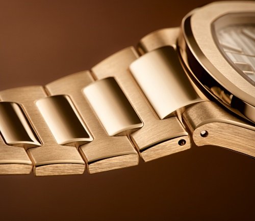 7118_1R_001_11.jpg 7118/1R -001 NAUTILUS