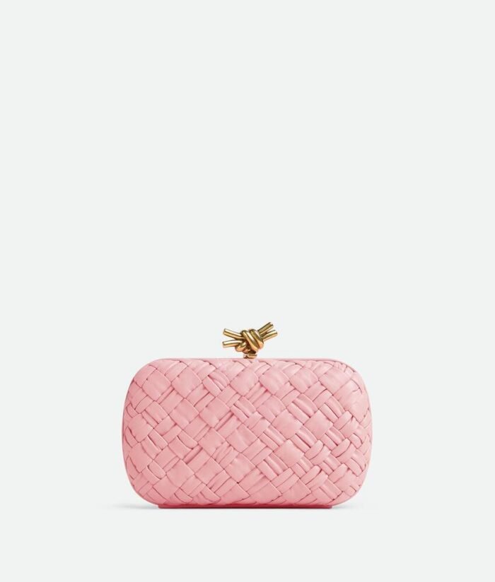 Medium-717622V2H415831_A.jpg Knot