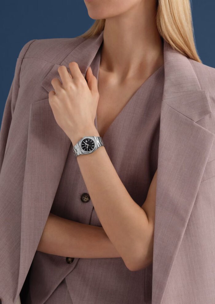 OVERSEAS QUARTZ 1205V/100A-B591 33 MM