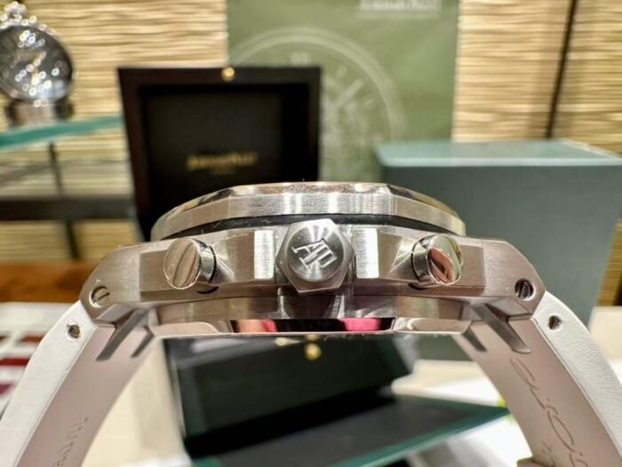 微信图片_20240525074101.jpg ROYAL OAK OFFSHORE SELFWINDING CHRONOGRAPH Ref. 26231ST.ZZ.D010CA.01.A